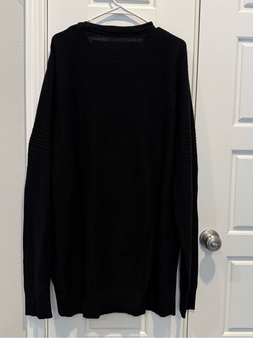 Shaquille O’Neal Men’s Black Crewneck Sweater XLT - Picture 2 of 5